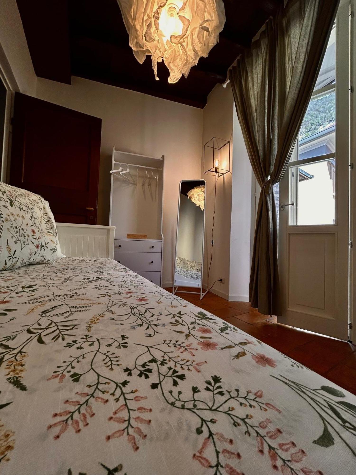 Casa Vacanze Viacoloniola37 Como Bagian luar foto