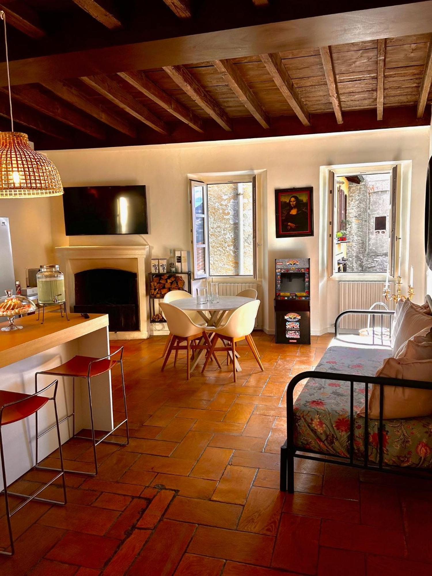 Casa Vacanze Viacoloniola37 Como Bagian luar foto